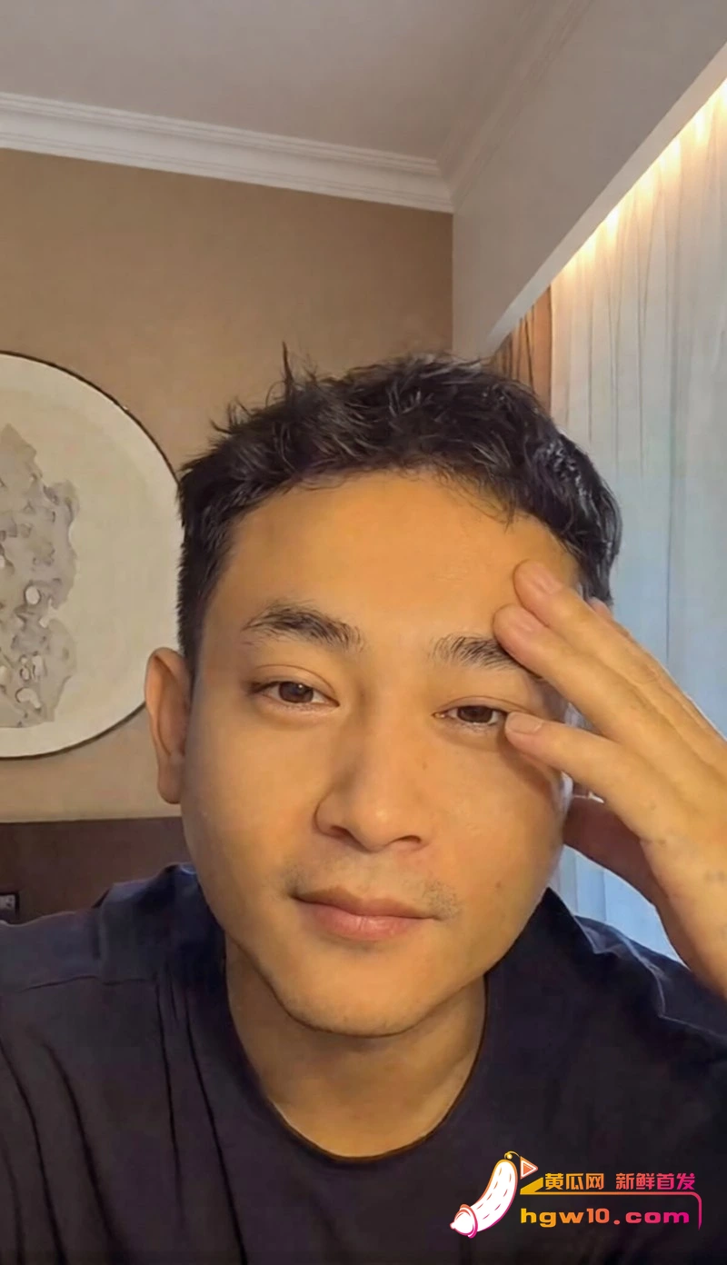 快手吴迪团队CP大瓜：多多直播怒揭假剧本，私拍截图引爆网红圈