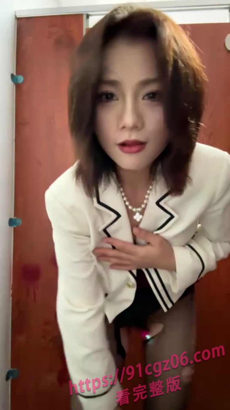 序列 1889.00004923