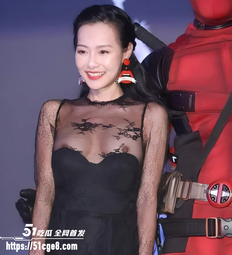 台湾女星王思佳漏奶视频03 台湾女星王思佳漏奶视频03