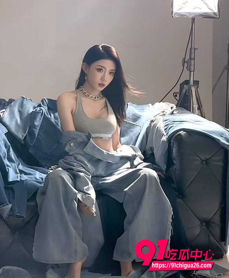 网红小伊伊8