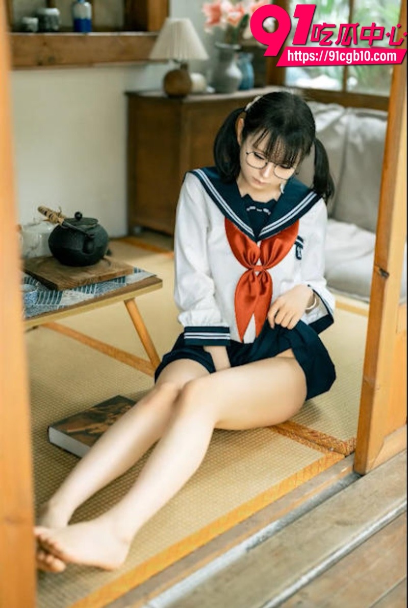 极品萝莉福利姬 幼水铃衣 B站开播8 极品萝莉福利姬 幼水铃衣 B站开播8