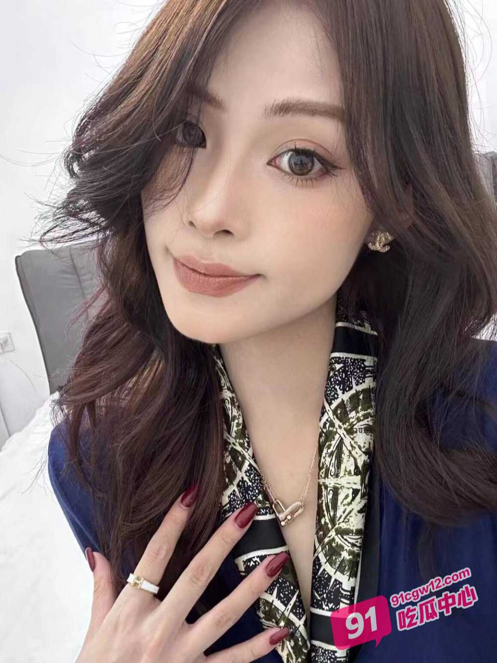 海角新作新婚骚弟媳～弟媳闺蜜定亲了 只能拿骚弟媳泄愤！ 配图