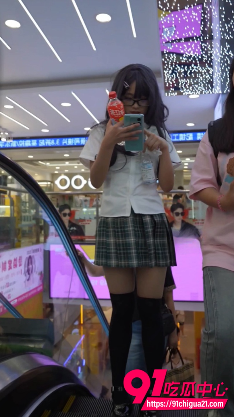 商场JK制服小姐姐2 商场JK制服小姐姐2