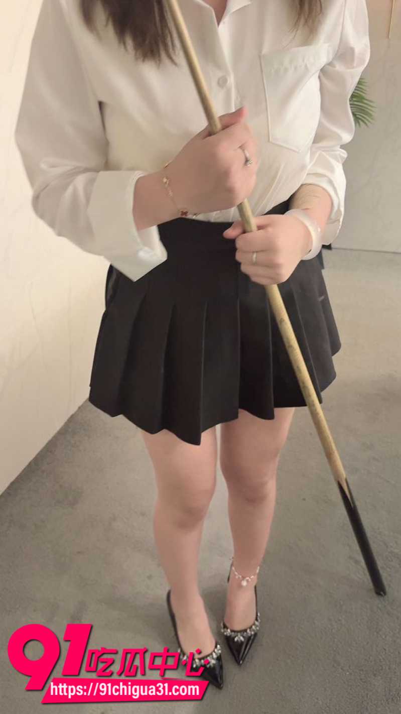 海角大神奶子即正义重金拿下18岁巨乳台球助教1 海角大神奶子即正义重金拿下18岁巨乳台球助教1