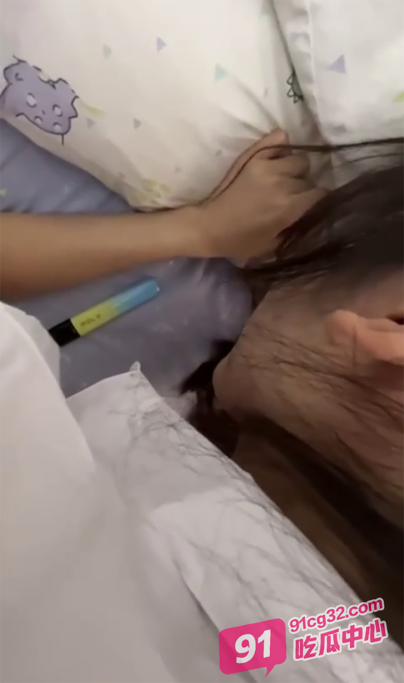 约炮大神勾引有男友南京大学学妹张倾 口技那叫练的炉火纯青！ 配图