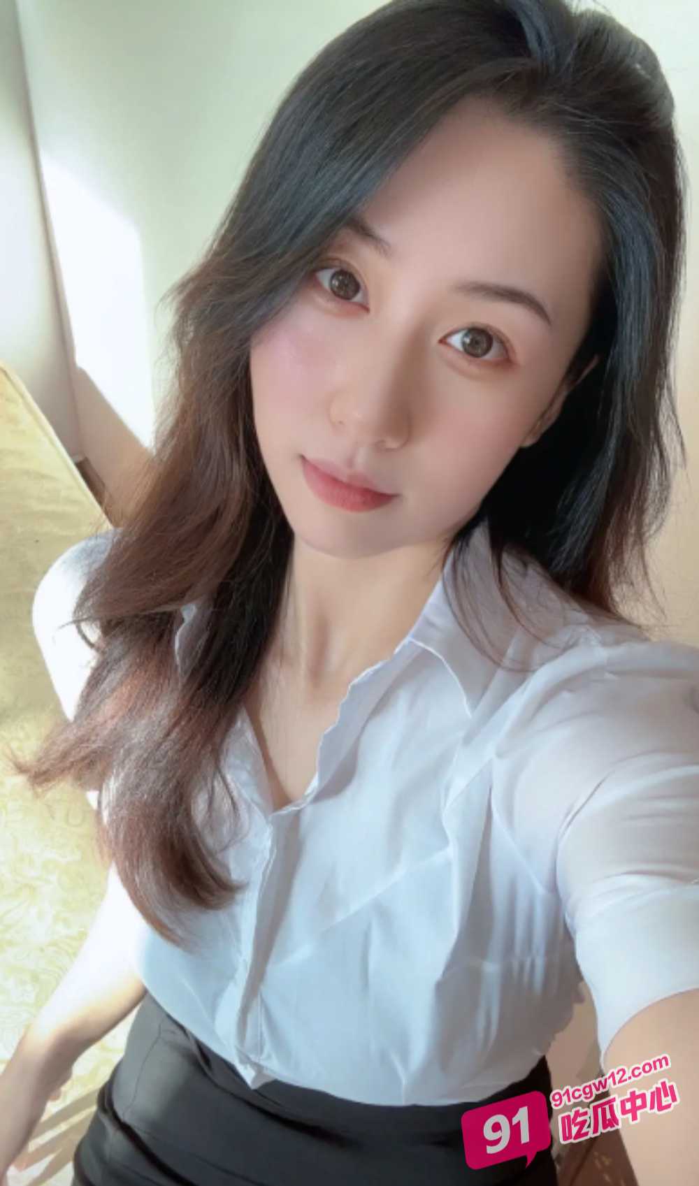 玩弄少妇邻居全记录~老公在家睡觉跑出来被我操 然后夹着精液回家 配图3