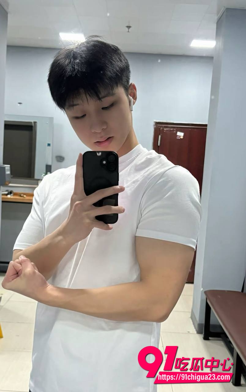 网友曝光北外渣男谭某网名curry28 网友曝光北外渣男谭某网名curry28