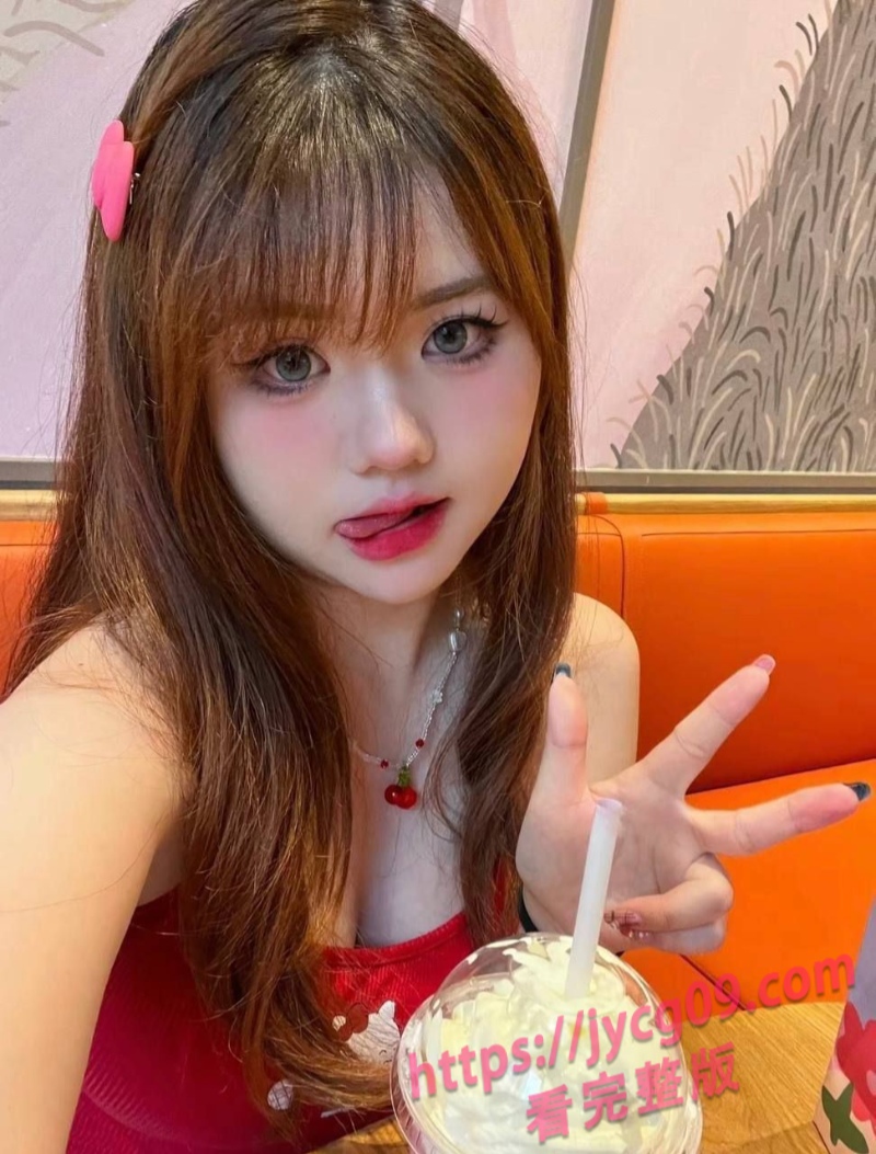 杭州嫩妹李淑研性欲超强!被夜夜榨精的男友受不了发文! 配图2