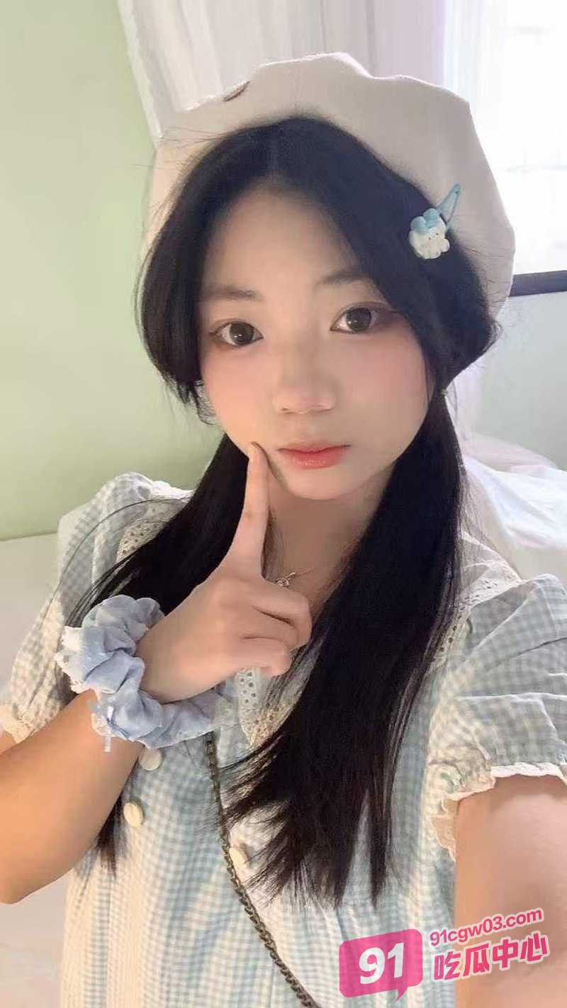 山东济南职高嫩妹王柳青 被富二代调教 白嫩肉体变泄欲肉便器!