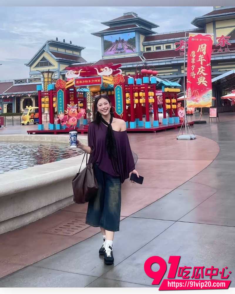 江西鹰潭服装网红路人仙子 35 江西鹰潭服装网红路人仙子 35