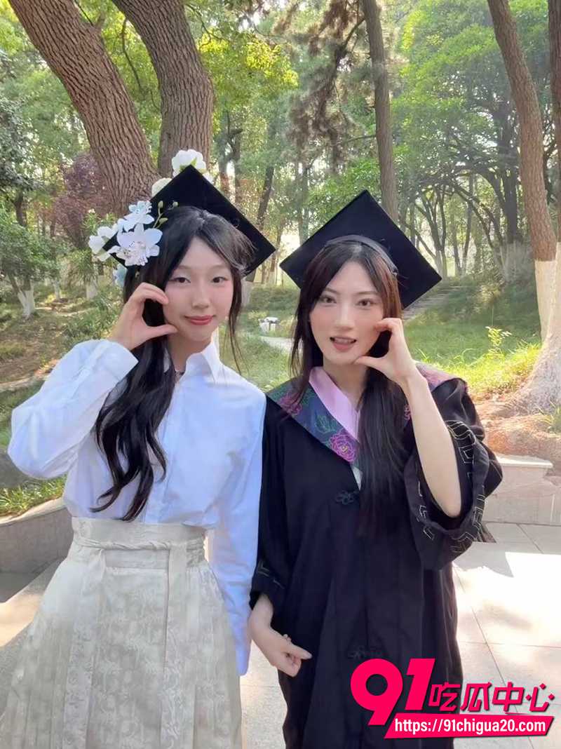 贵州师范大学韦新紫泄密 肥臀母狗约炮金主爸爸 上位狂摇榨精!