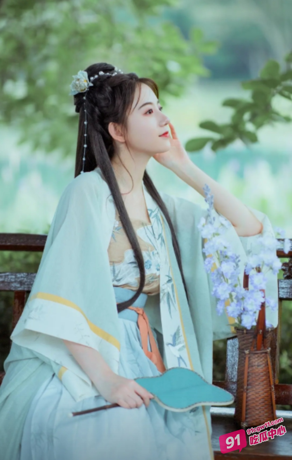 年度最佳淫曲——《淫娃酒家》古代三级淫女群像 淫邪剪辑加骚级歌词太上头！ 配图