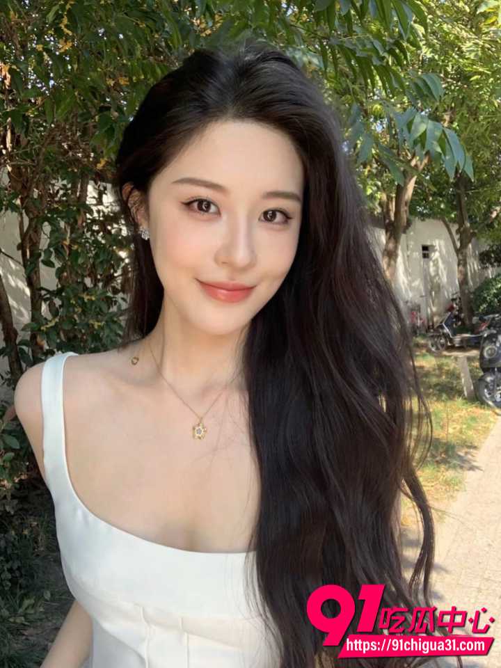 济南女大灰丝妹子被抱起来猛操1