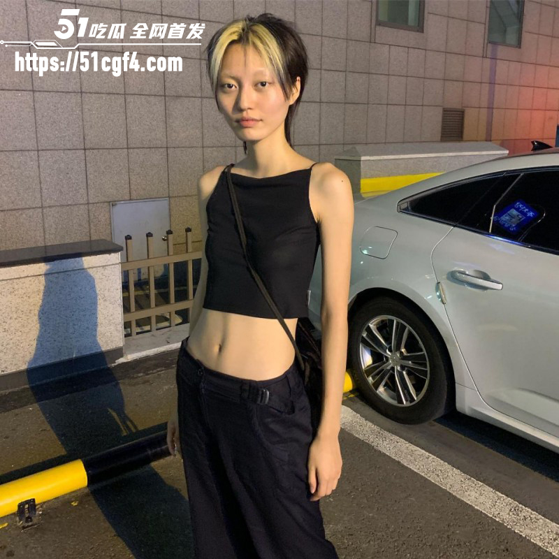 徐明浩新加坡夜店聚会搂美女09 徐明浩新加坡夜店聚会搂美女09