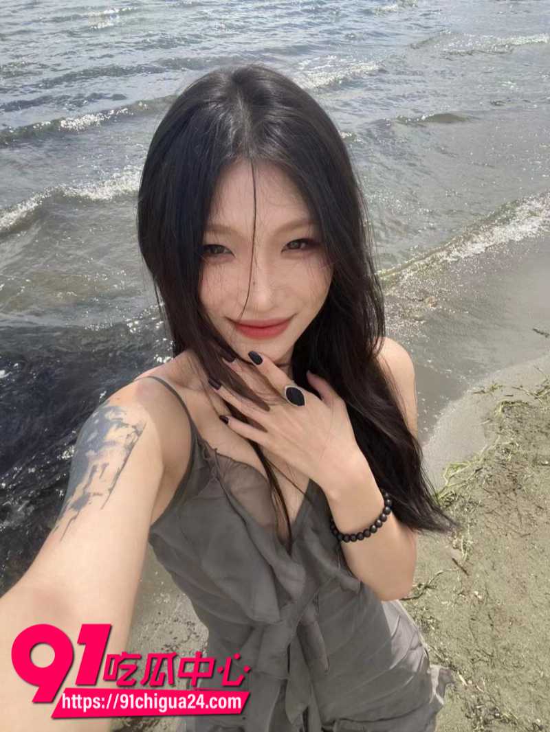复旦大学女大学生陈欣怡被金主爸爸包养沦为胯下母狗1
