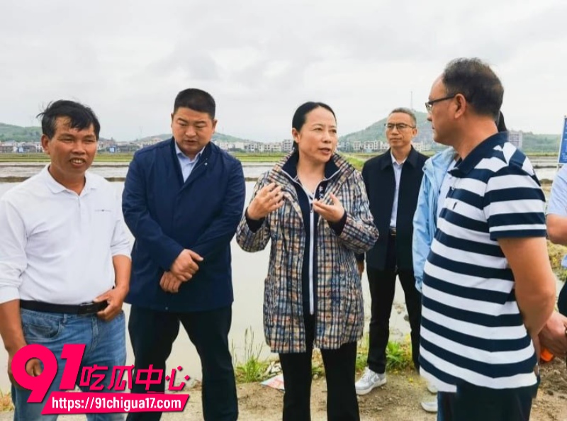湖南省邵阳市副市长仇珂静因贪污落马曾经包养男模的黑历史曝光15 湖南省邵阳市副市长仇珂静因贪污落马曾经包养男模的黑历史曝光15