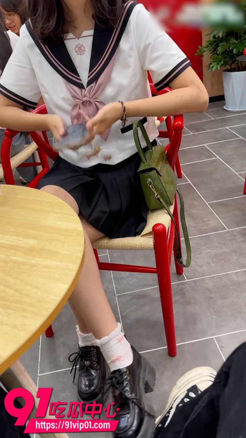 约炮大神总华探长的小狗勾引JK女大学生酒店约炮2