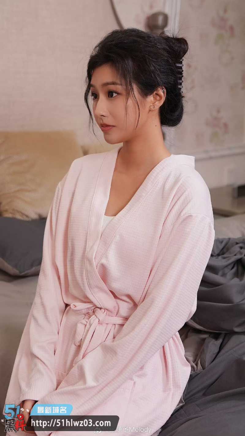 短剧圈绿茶女演员张潇予48页曝光pdf4_副本.jpg 短剧圈绿茶女演员张潇予48页曝光pdf4_副本.jpg