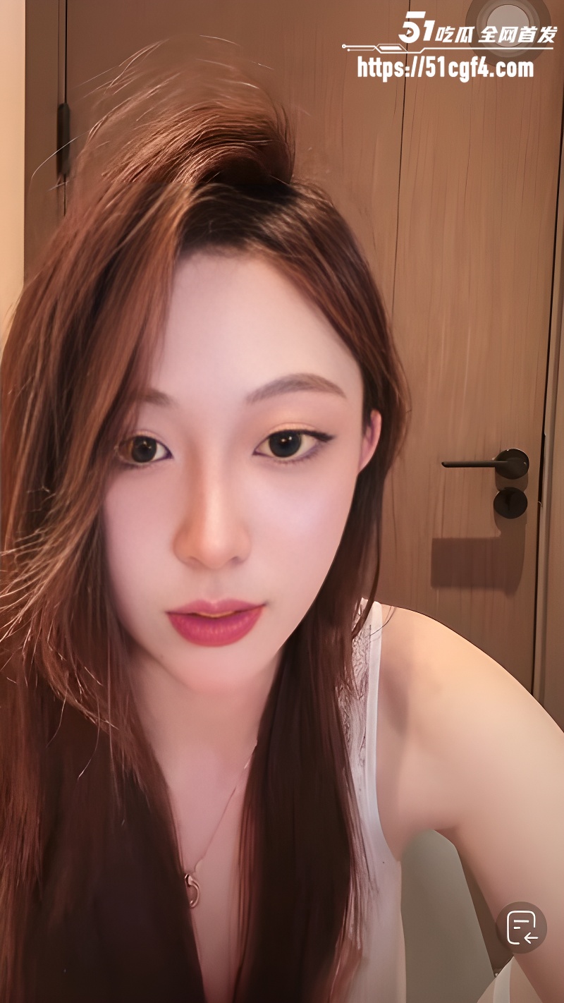 直播闪现走光漏点 1 直播闪现走光漏点 1