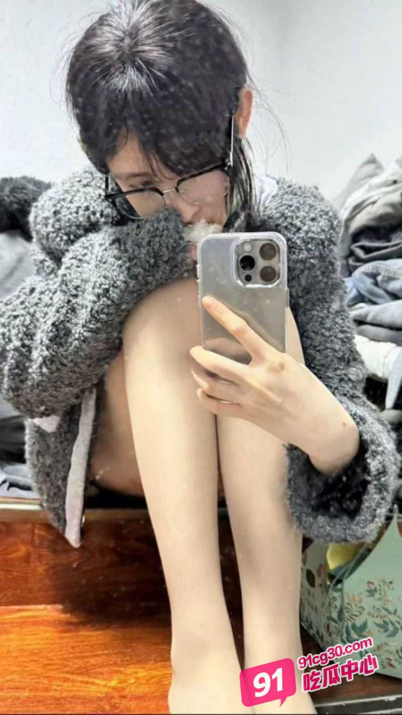 福建师范大学校花张美欣 被金主包养1v1定制福利视频流出！ 配图5