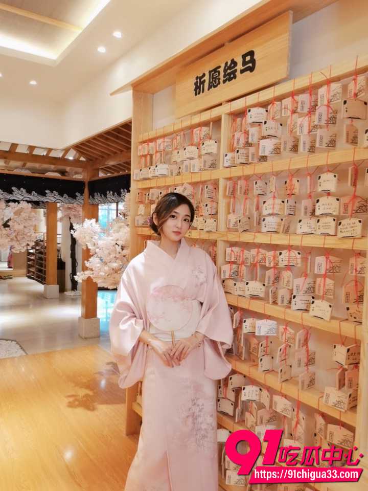 胡子哥探花早期私拍9 胡子哥探花早期私拍9