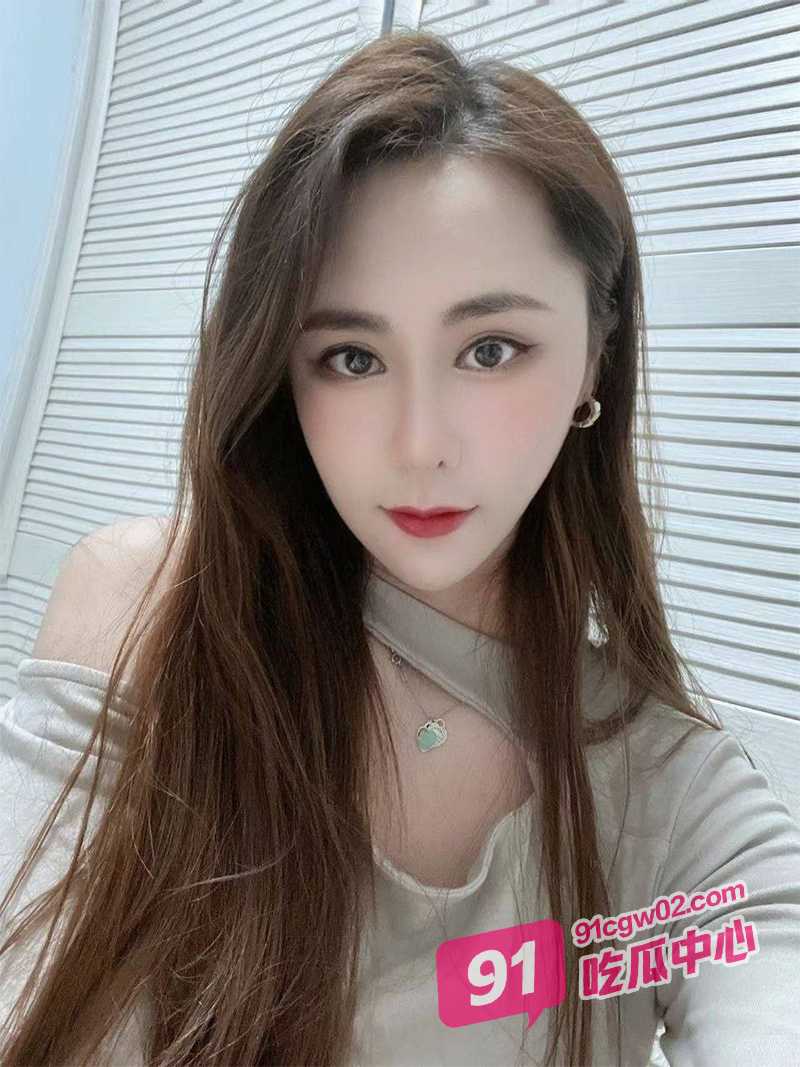 好玩不过嫂子 大长腿尤物嫂的诱惑 勾引嫂子强制高潮喷水！ 配图3