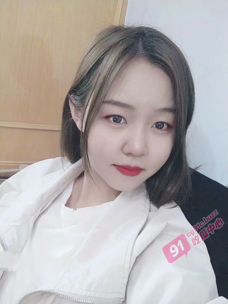 南京大学王琳清欠债肉偿~被迫一边挨操一边给男友打电话 逼受累债抵消